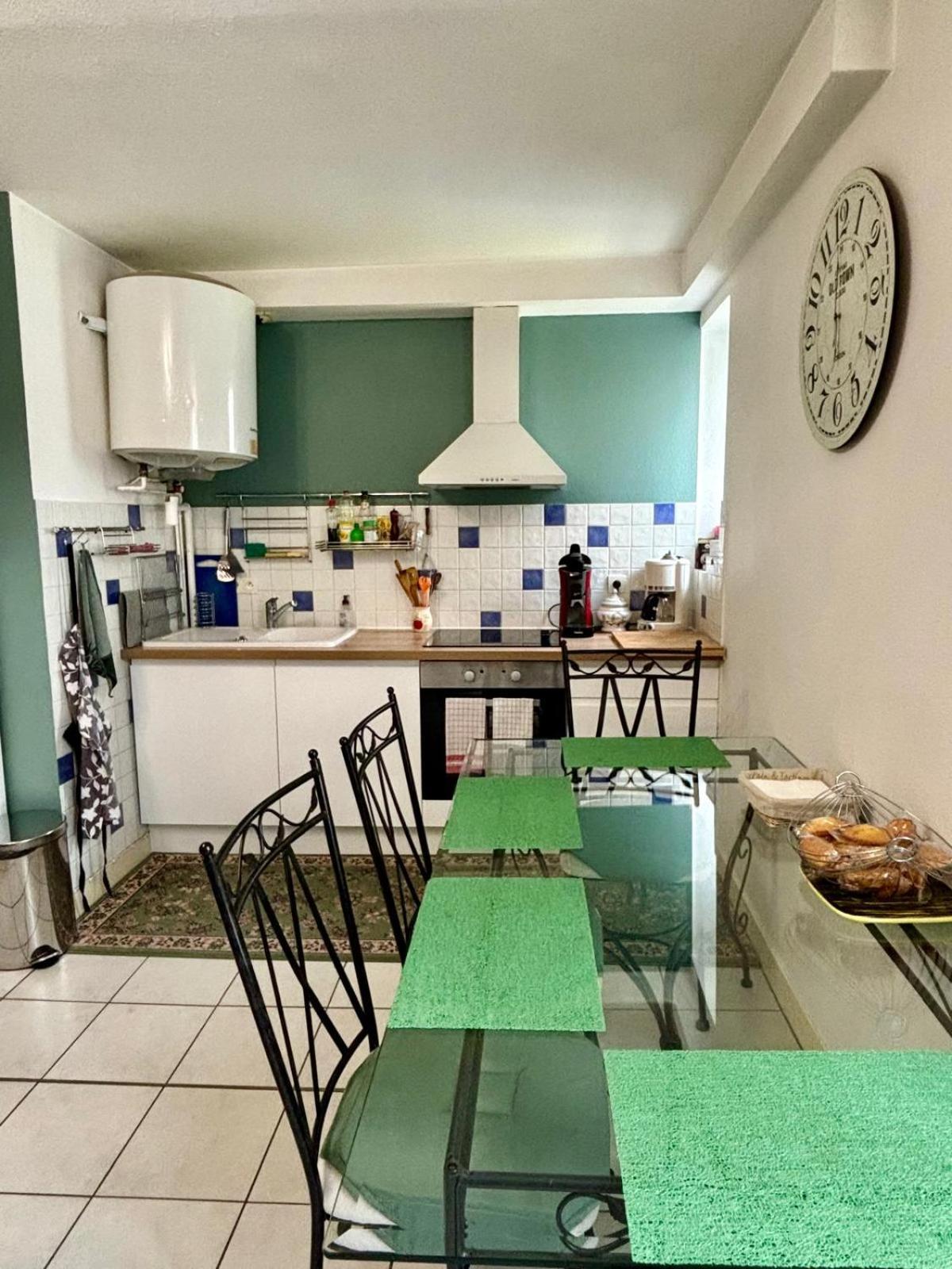 Chez Lucia Appartement Climatise Périgueux Екстериор снимка